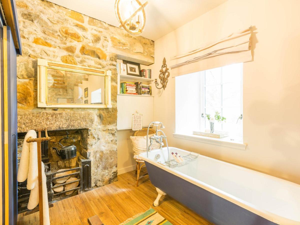 Glamping Bothie Hotel Inverurie Exterior photo
